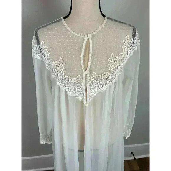 Vintage Vassarette Sheer Lace Coquette Long White Nightgown Robe Cottagecore M - Picture 2 of 14